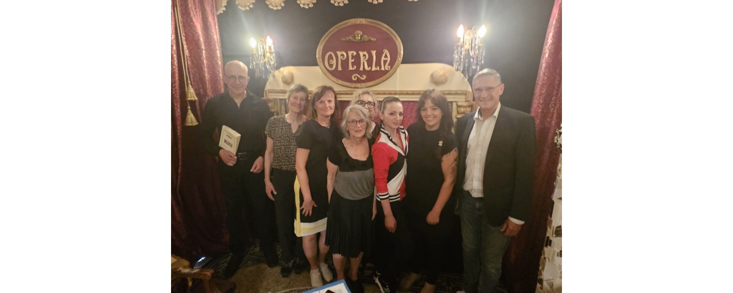 Bayreuther Unternehmerstammtisch zu Gast im Marionettentheater Operla!